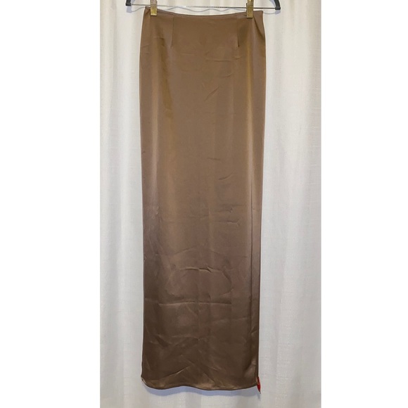 Georgia Alice INTERMIX Maxi Satin Tube Skirt in Beige Size 2 - Picture 3 of 16